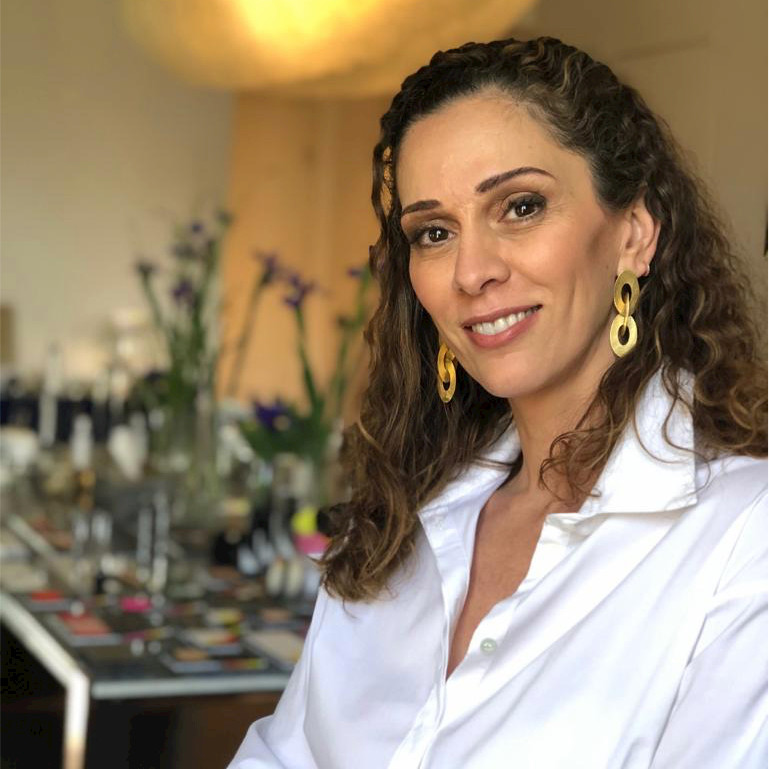 Bethania De Almeida Simões